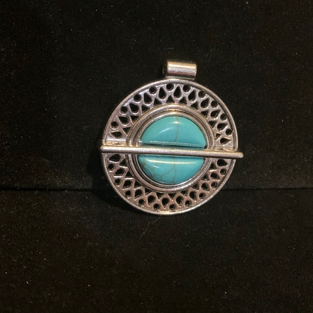 Silver Toned & Turquoise color circle pendant 1-1/2” X 1-1/2”
